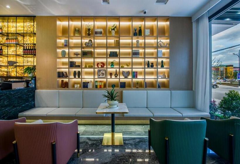 Hotel Yiwu Baide Theme