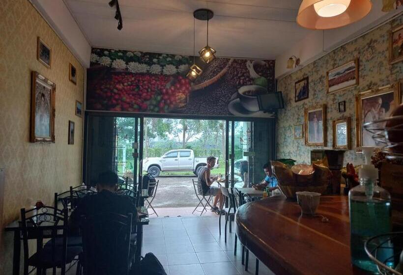 Amaretto Hostel