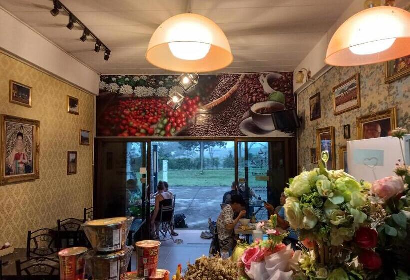 Amaretto Hostel