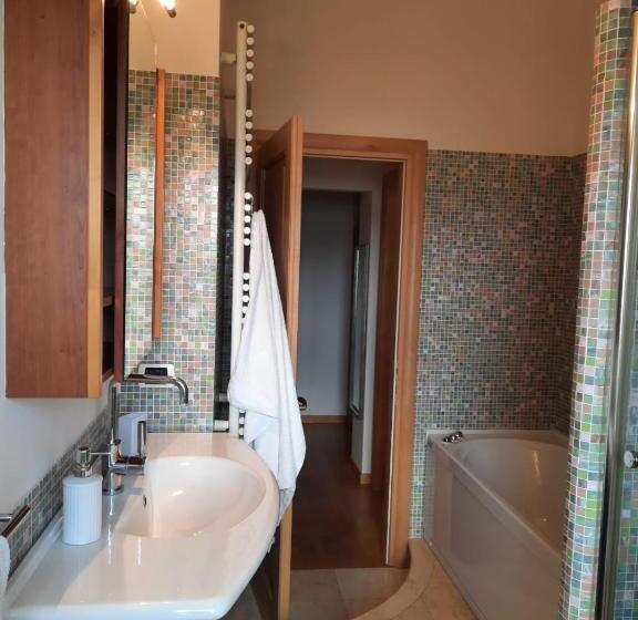 تختخواب و صبحانه Antares Rooms And Suites
