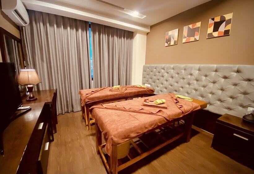 Brilliant Me Tri Hotel & Spa