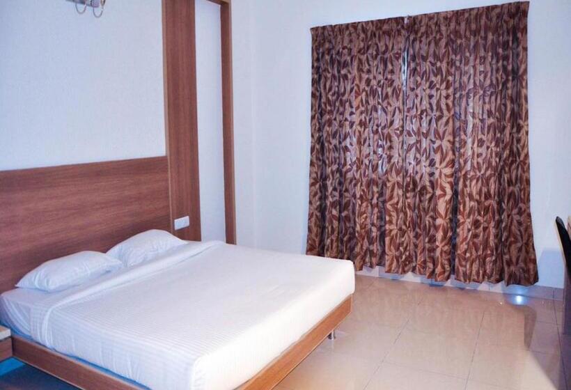 בית מלון כפרי Rathna Residency