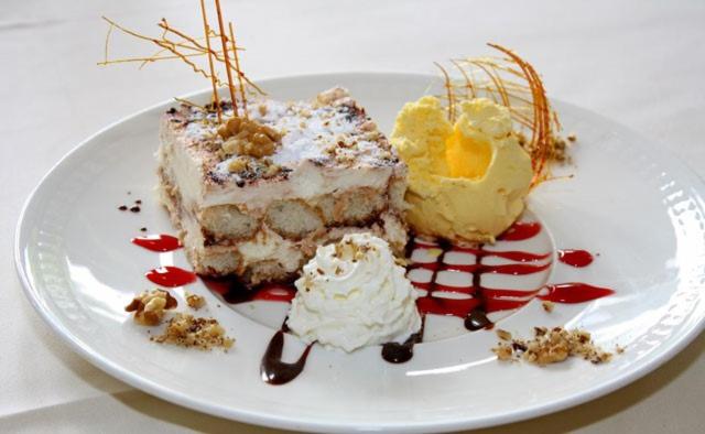 هتل Restaurant Balkan