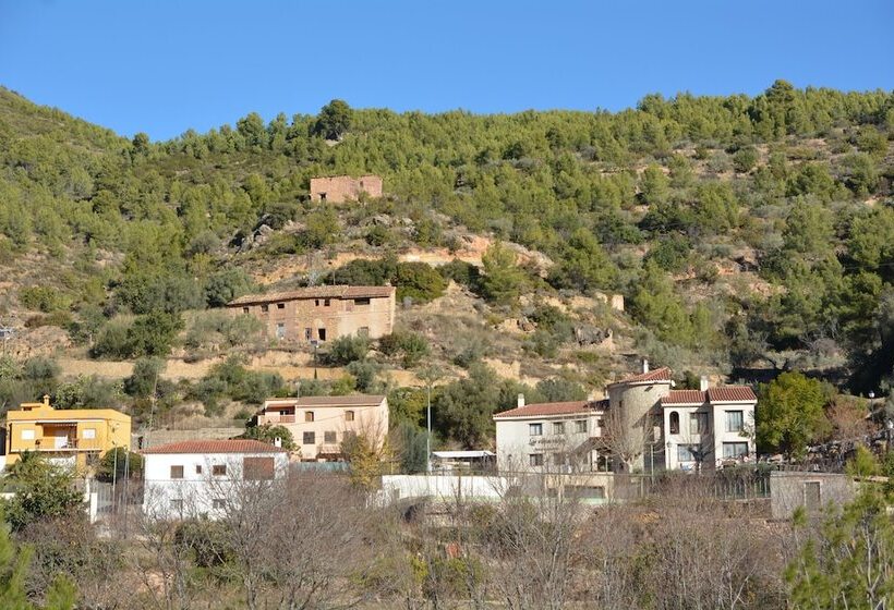 هتل Restaurante Viñas Viejas