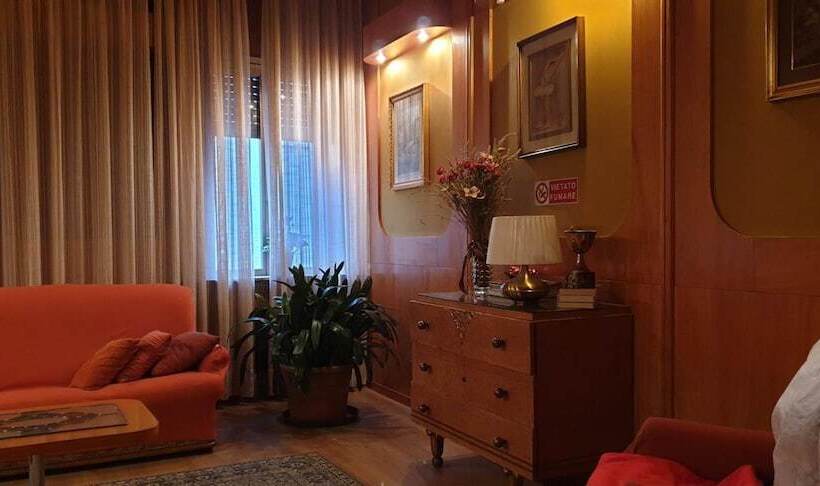 فندق Ristorante Albergo Roma