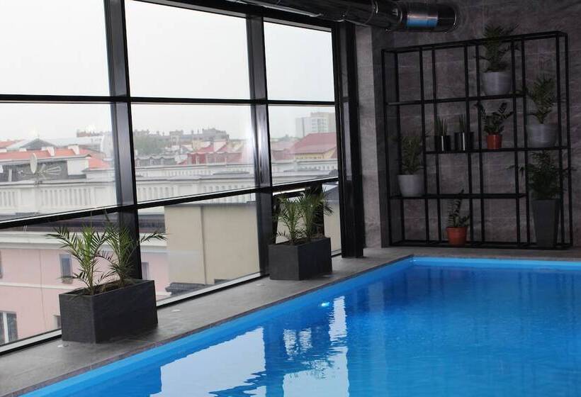 هتل Royal & Spa
