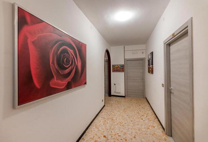 هتل Villa Adriana