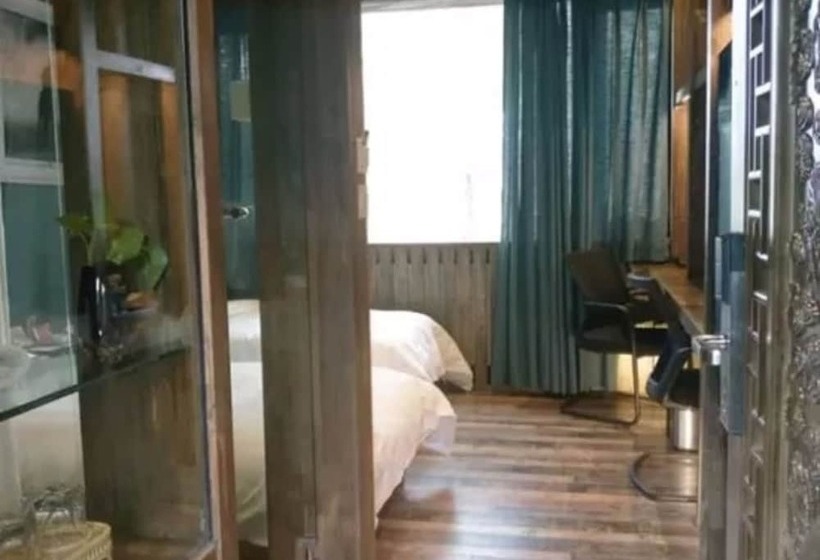 هتل Yema Silk Road Inn