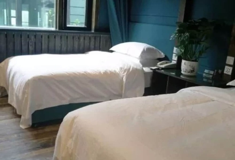هتل Yema Silk Road Inn
