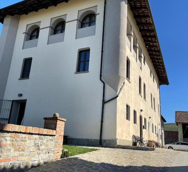 تختخواب و صبحانه Cascina Baresane