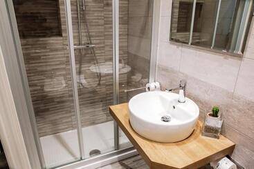 تختخواب و صبحانه Venere Rooms