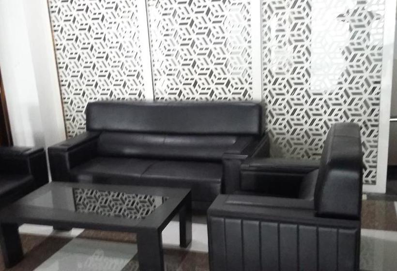 ホテル Crystal International