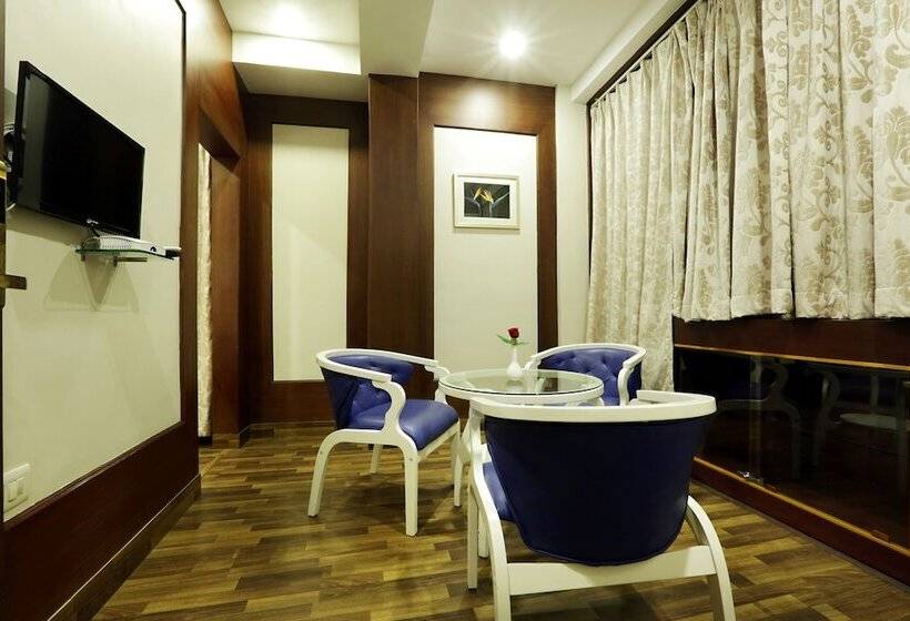 هتل D Courtyard