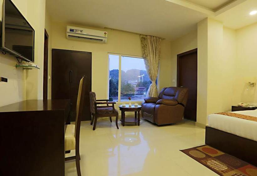 هتل D Courtyard