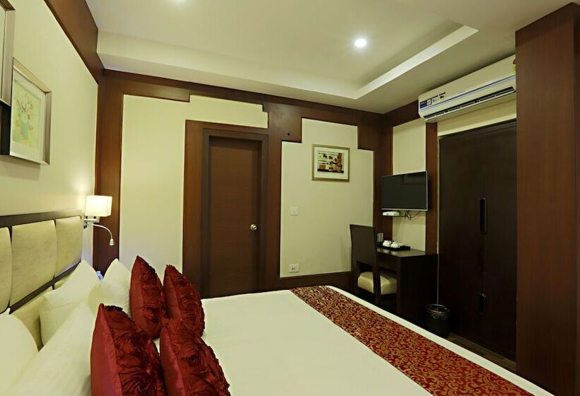 هتل D Courtyard