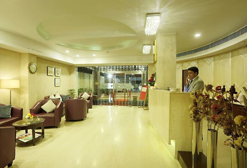 هتل D Courtyard