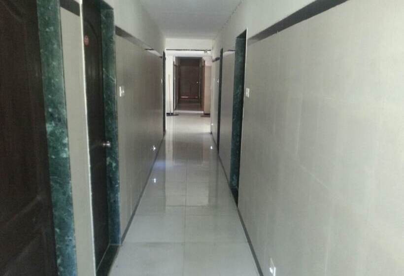 酒店 Dhruv Palace