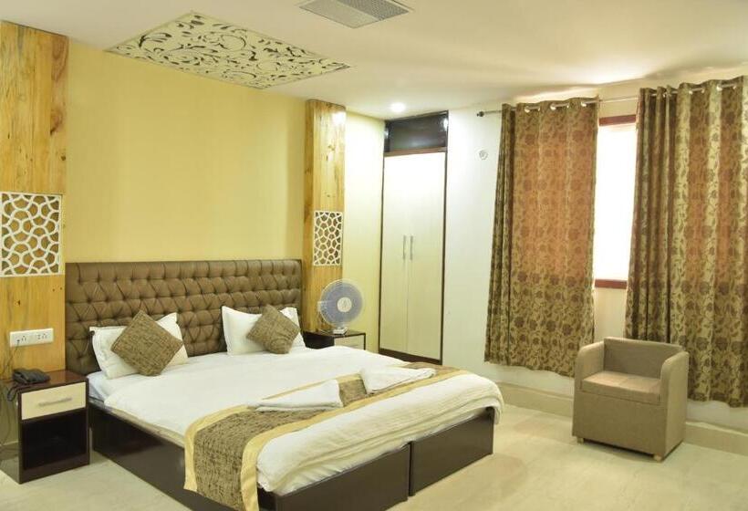 Fotos del hotel Sarweshwary:  29