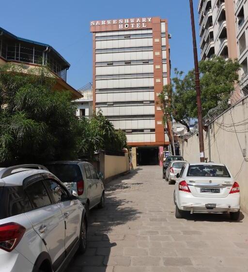 בית מלון כפרי Sarweshwary