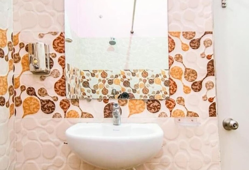 Fotos del hotel Sarweshwary:  14