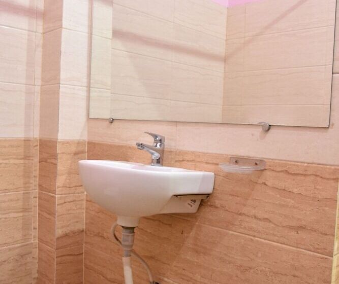 Fotos del hotel Sarweshwary:  20