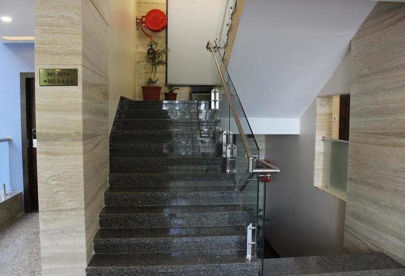 בית מלון כפרי Silver Oak