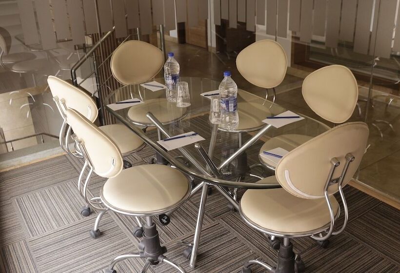 Sparrow Hotel Managed By Siara Sariska Alwar