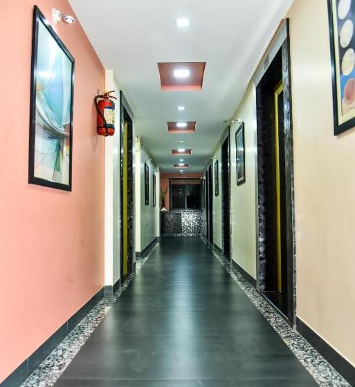 هتل Tulsi Residency
