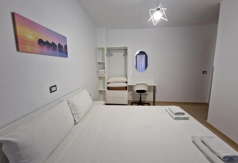 هتل Villa White