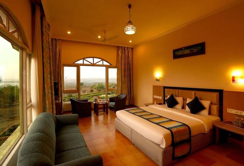 Kohinoor Samudra Beach Resort