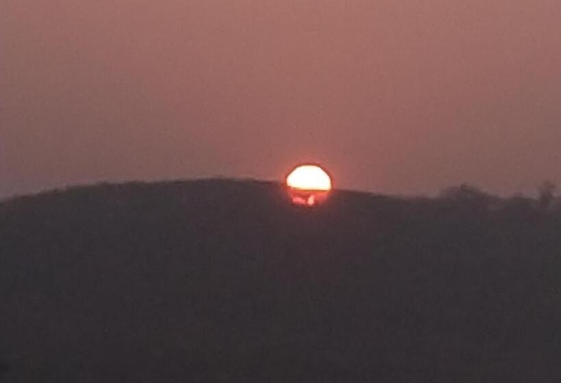 민박 Shivam Residency