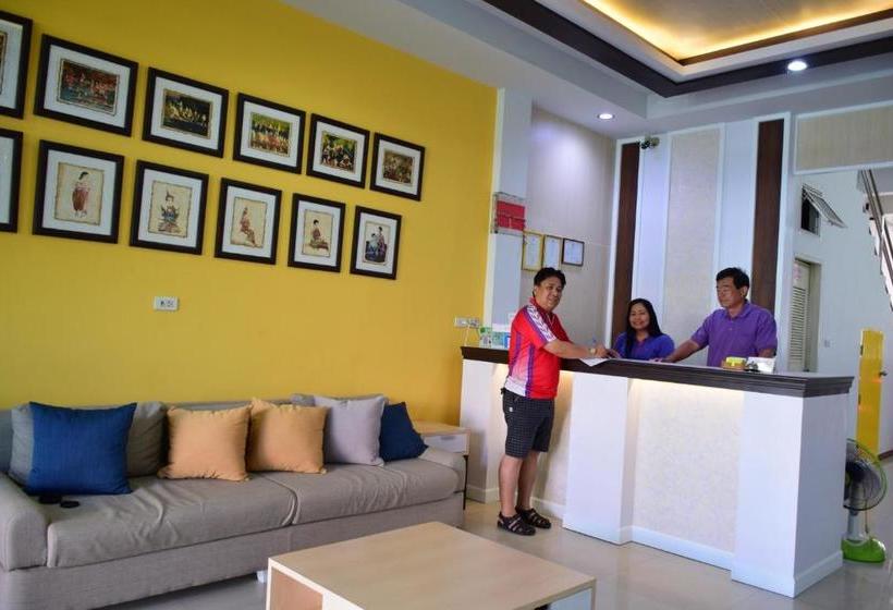 בית מלון כפרי Charoen Apartment Trang
