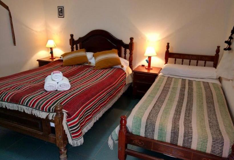هتل Hostal Milmahuasi Iruya