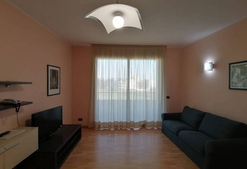 هتل Residence Zodiaco