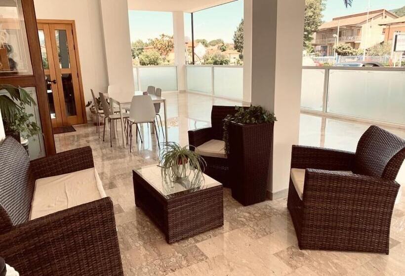 فندق Vallisdea