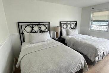 مُتل Boardwalk Beach Inn