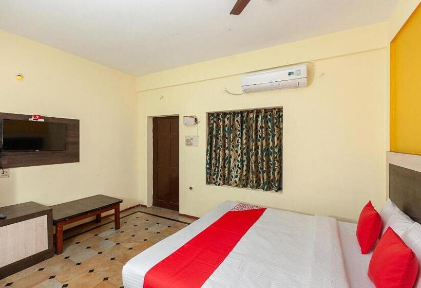 Collection O Ammayi Hotels & Resorts