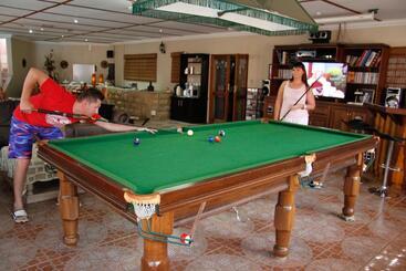 تختخواب و صبحانه El Gran Chaparral Guest House