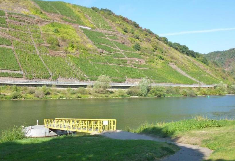 ベッドアンドブレックファースト Pension Susanne