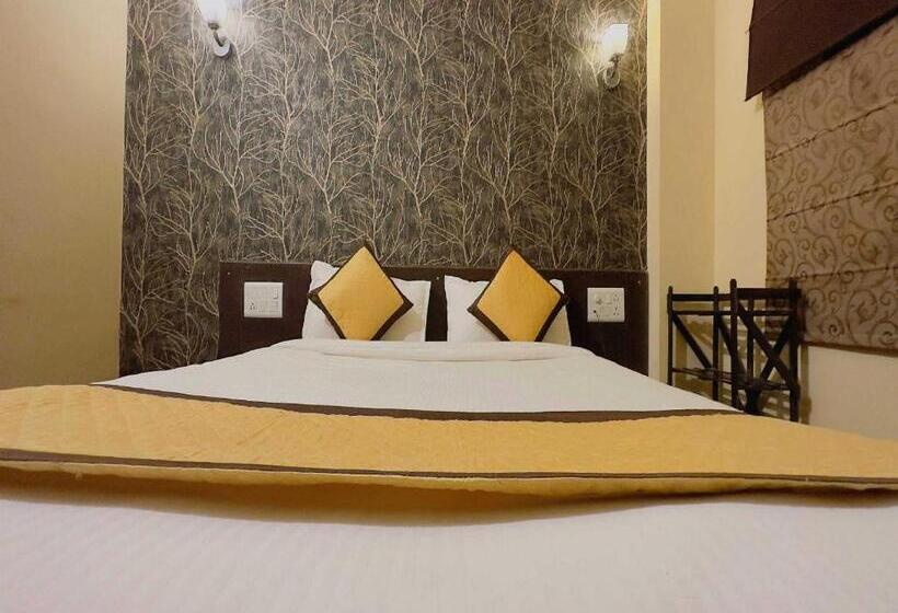 Fotos del hotel Jypore Saffron Inn & Suites:  33