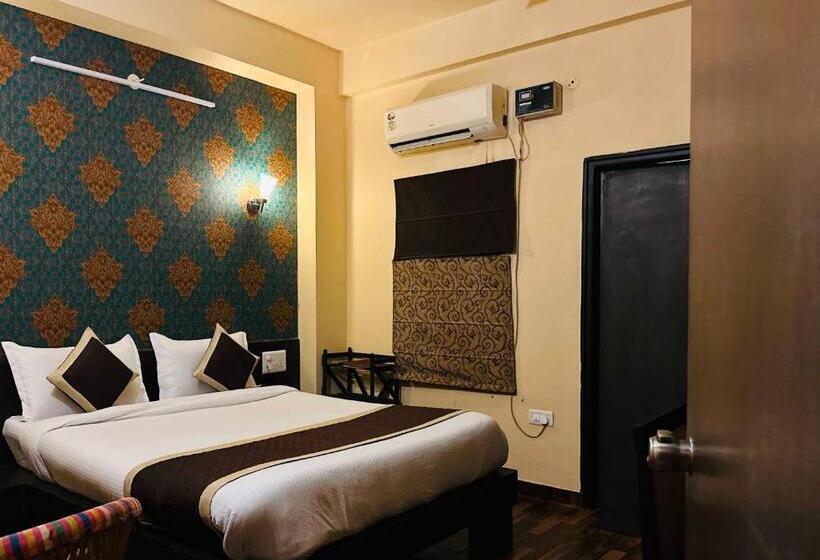 Fotos del hotel Jypore Saffron Inn & Suites:  31