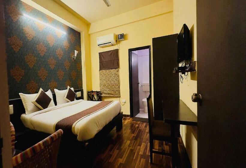 Fotos del hotel Jypore Saffron Inn & Suites:  15