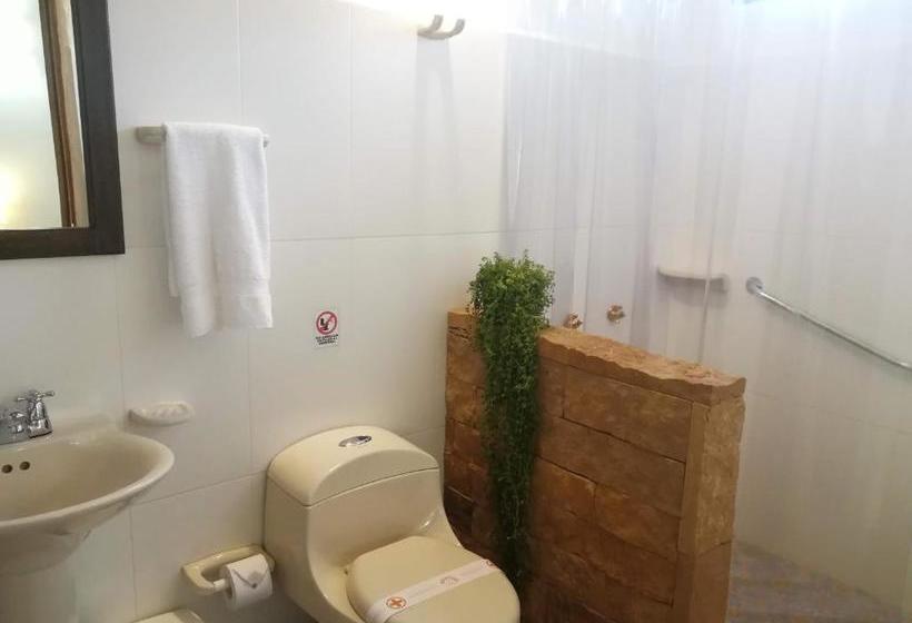 هتل Hacienda Macedonia