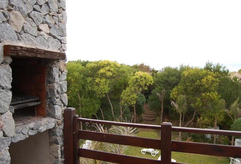 استراحتگاه Careyes Villa De Mar & Spa
