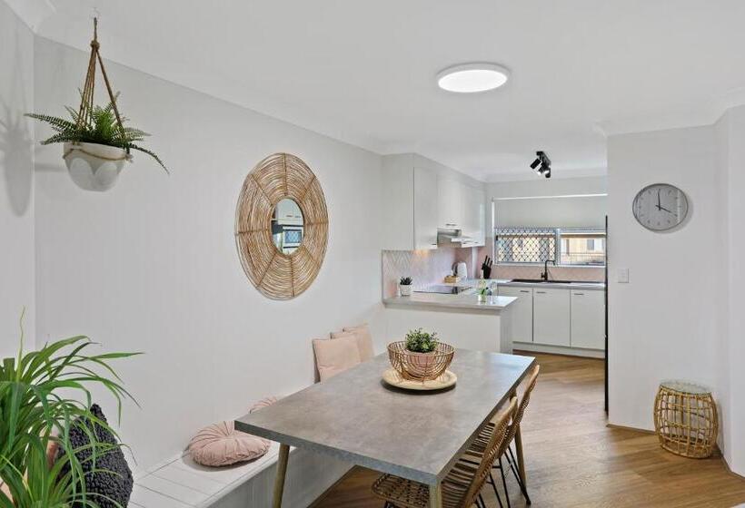 استراحتگاه Le Beach Apartments