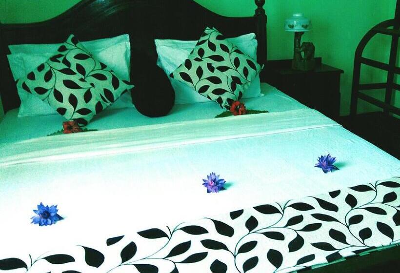 استراحتگاه Walauwa The Villa Ahungalla