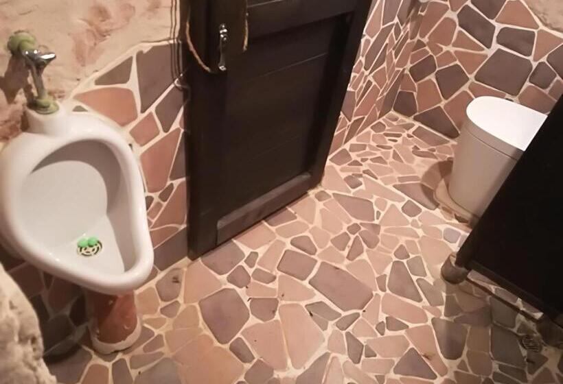 فندق صغير Taketomijima Guesthouse And Je Taime