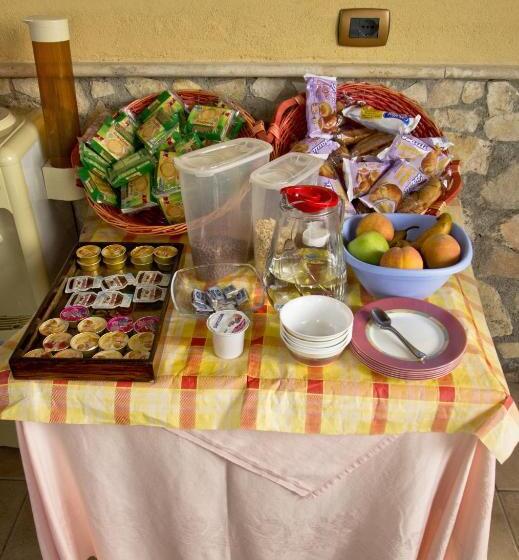 مبيت وإفطار Villa Jolanda & Carmelo