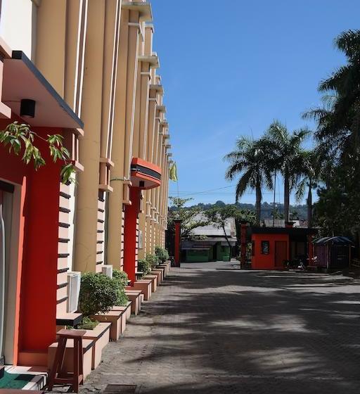 هتل Captial O 2205  3 Intan