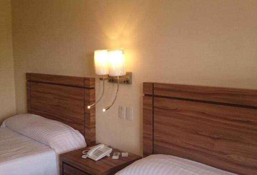 هتل Oliver Inn   Business Class